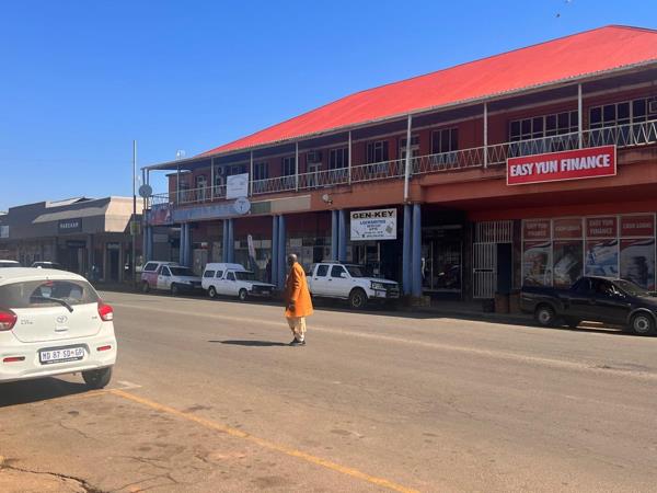 664  m² Commercial space