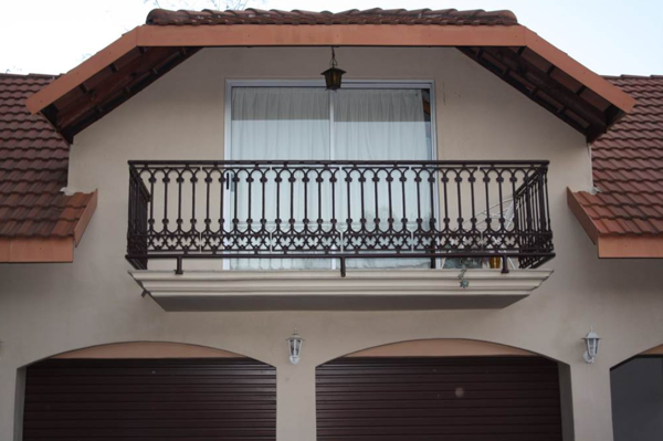 1 Bedroom Garden Cottage
