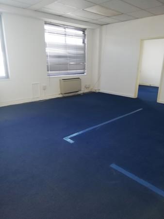 81 m² Office Space