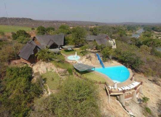 1 500 m² Commercial space