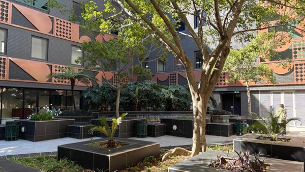 127 m² Retail Space