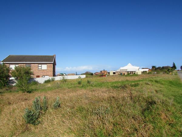 795 m² Land