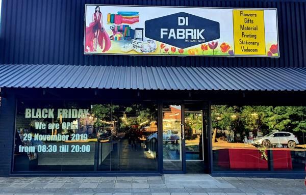 917  m² Commercial space