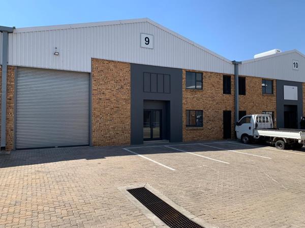 411 m² Industrial space