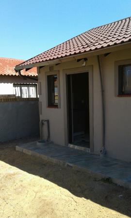 2 Bedroom House