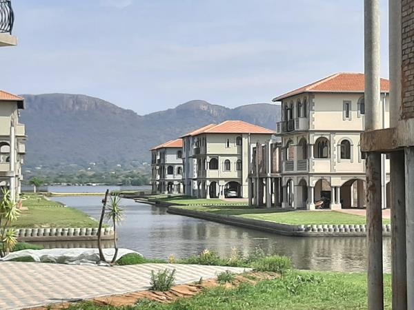 7 Bedroom House