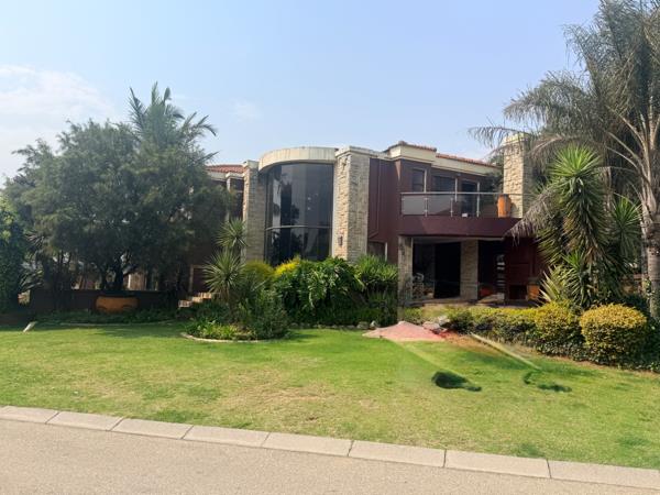 6 Bedroom House