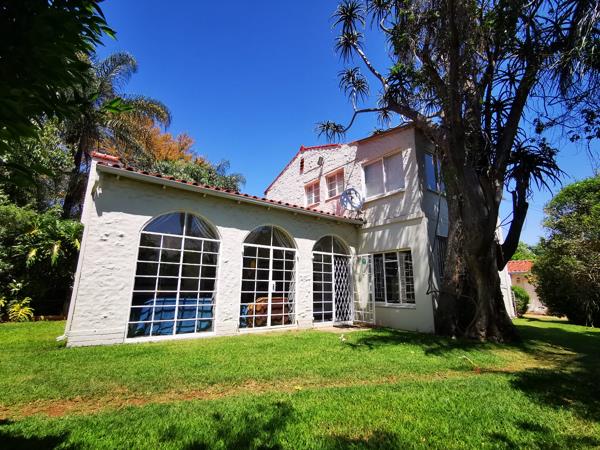 6 Bedroom House