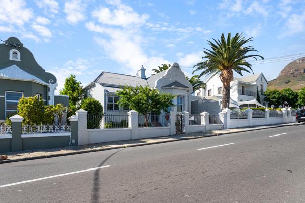 9 Bedroom House