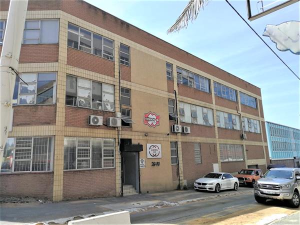 2 000 m² Commercial space