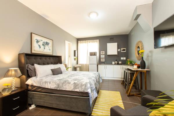 1 Bedroom Apartment