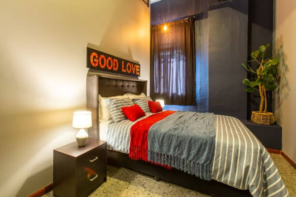 1 Bedroom Apartment