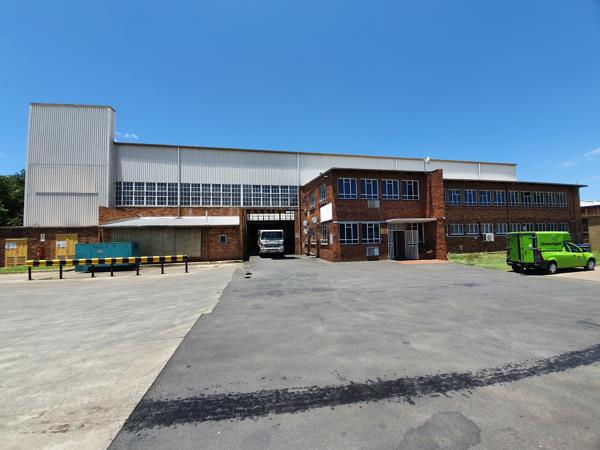 3 000 m² Industrial space