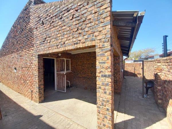 2 Bedroom Flat