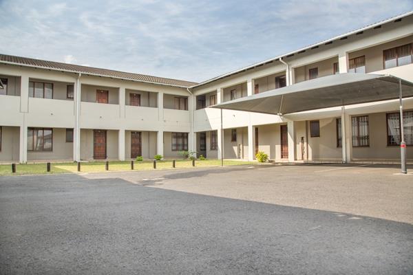 2 Bedroom Flat