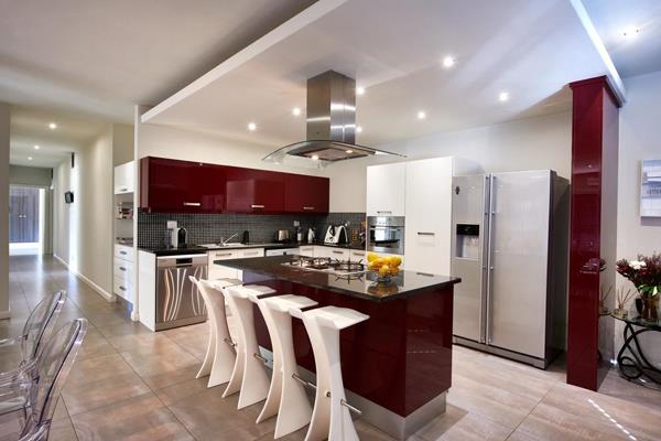 4 Bedroom Apartment