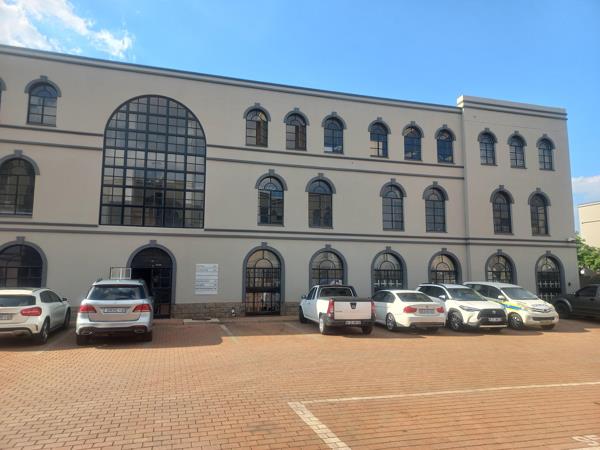 1 436 m² Commercial space