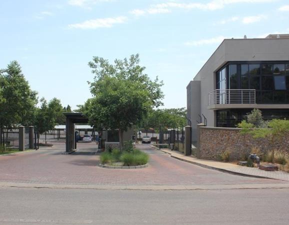 4 000 m² Commercial space