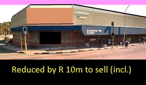 3 000  m² Commercial space