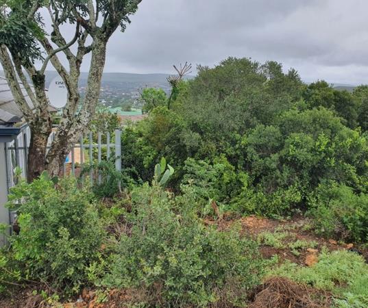 993 m² Land