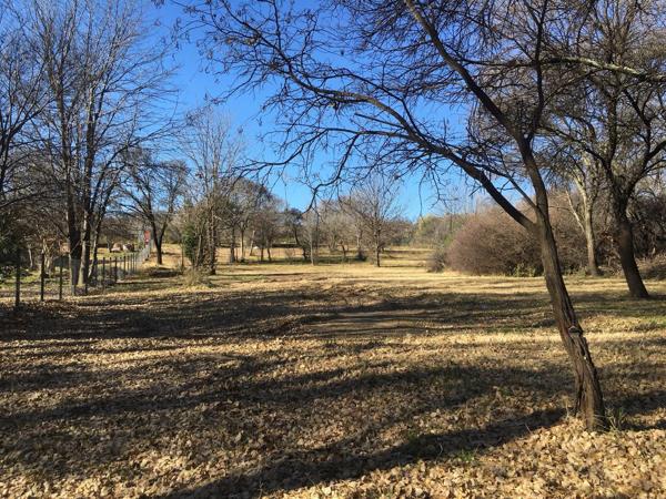 7 500 m² Land