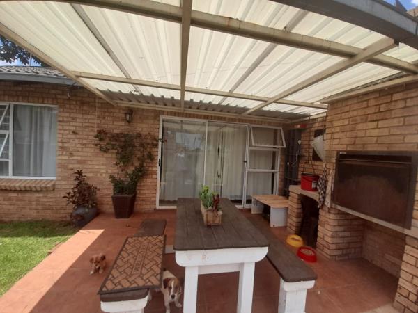 2 Bedroom House