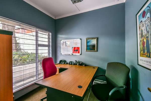 12  m² Commercial space