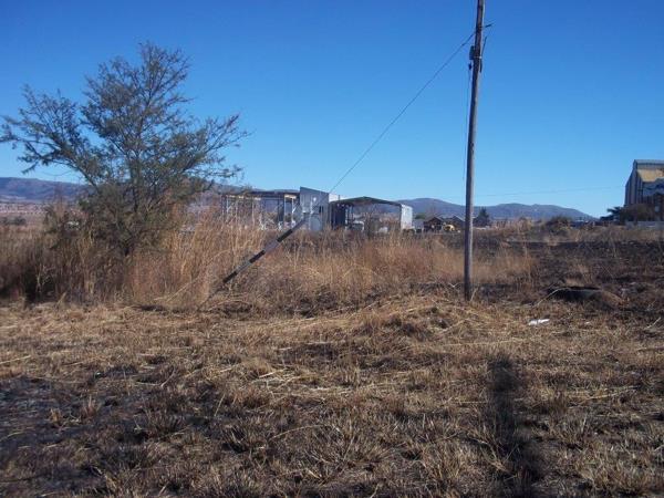 2 250 m² Land