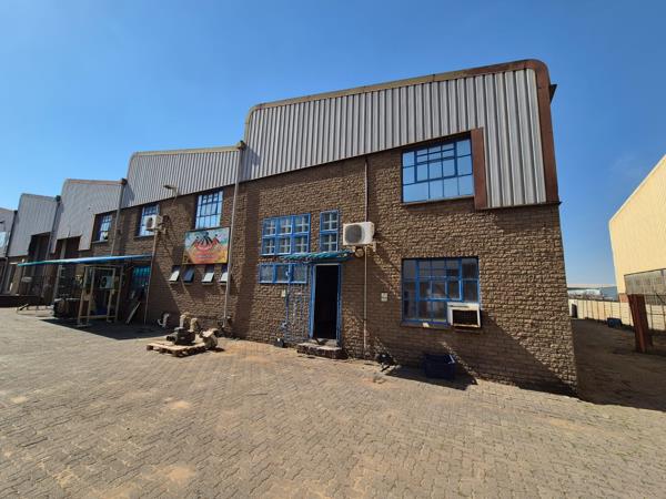 710  m² Industrial space