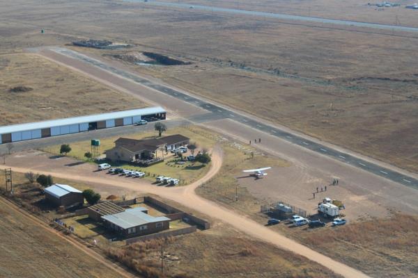 1 040  m² Commercial space