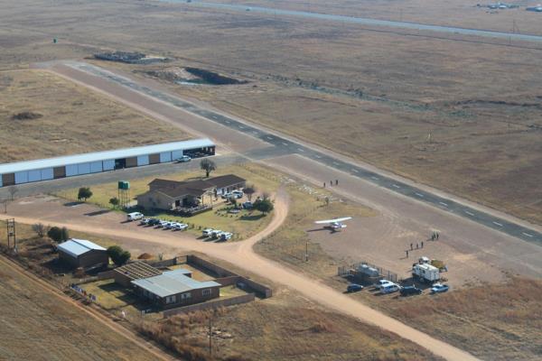 1 040  m² Commercial space