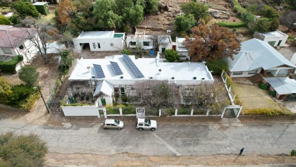 6 Bedroom House