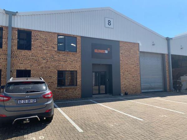 411 m² Industrial space