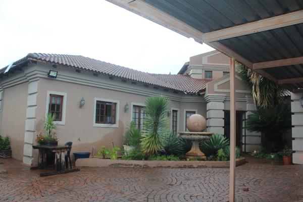 5 Bedroom House