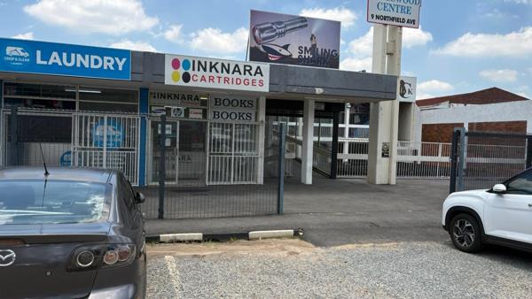 230  m² Retail Space