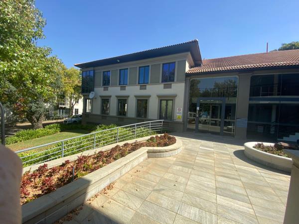 2 272 m² Commercial space