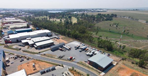 1 125  m² Industrial space