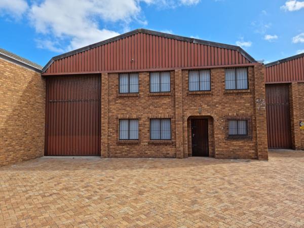 595 m² Industrial space