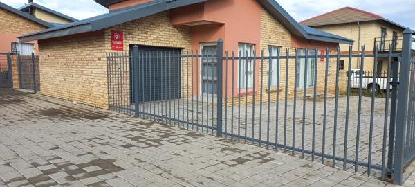 3 Bedroom Townhouse