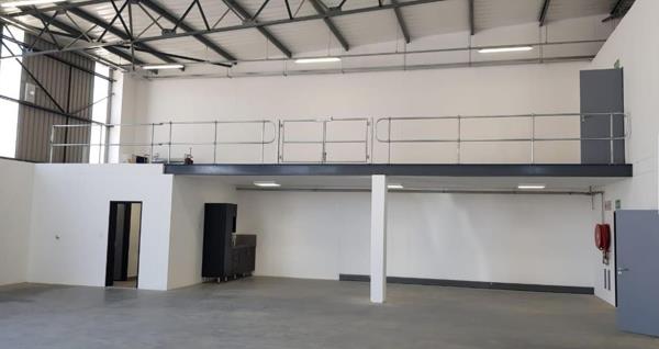 489  m² Industrial space