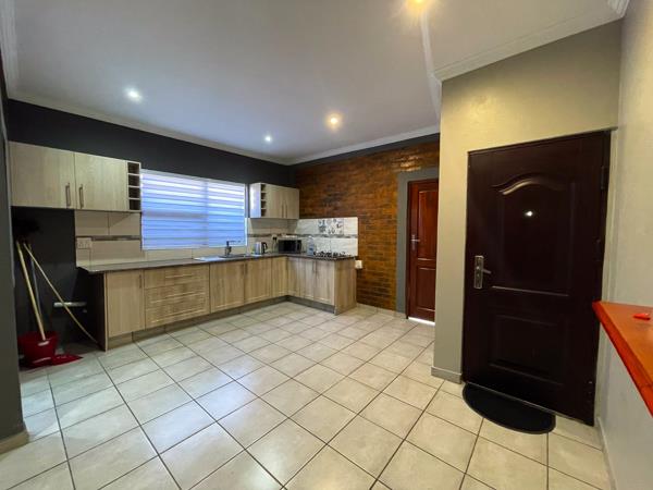 1 Bedroom House