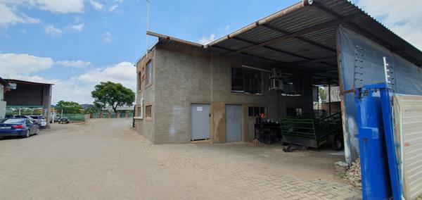 589  m² Commercial space