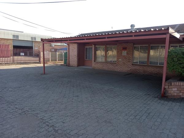 270 m² Industrial space