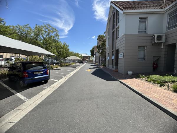 103 m² Commercial space