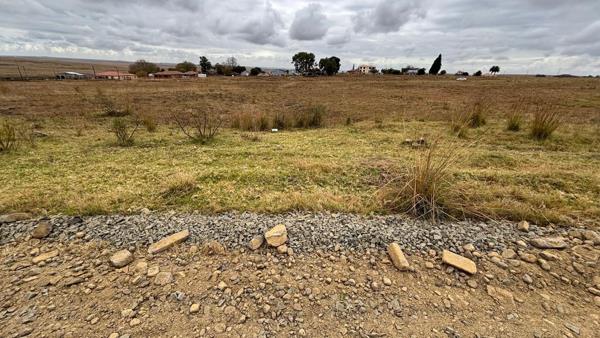 1 983 m² Land