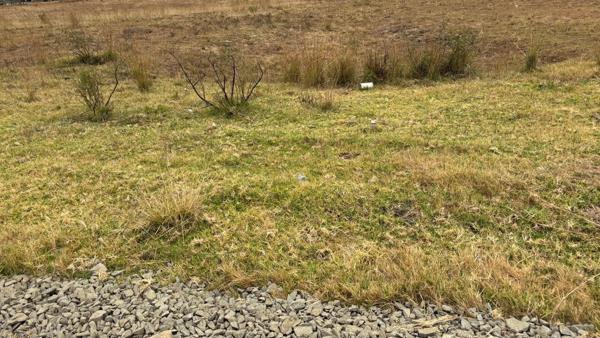 1 983 m² Land