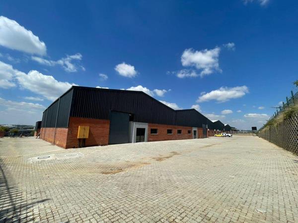 1 214 m² Industrial space