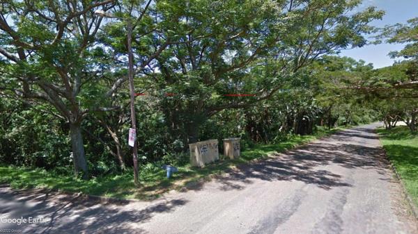 1 650 m² Land