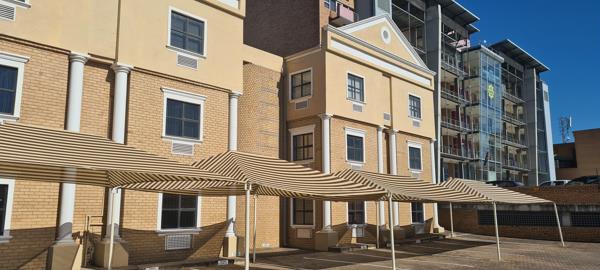 176 m² Commercial space
