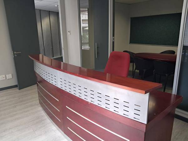 220 m² Commercial space